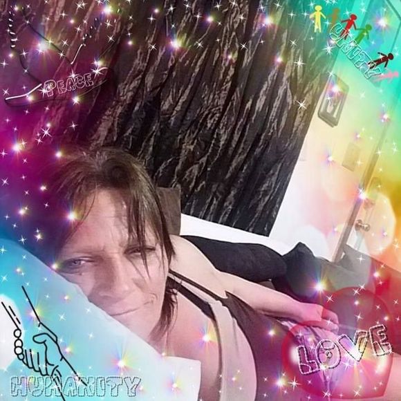 Meet your Posher, Debbie - Picture 1 of 1